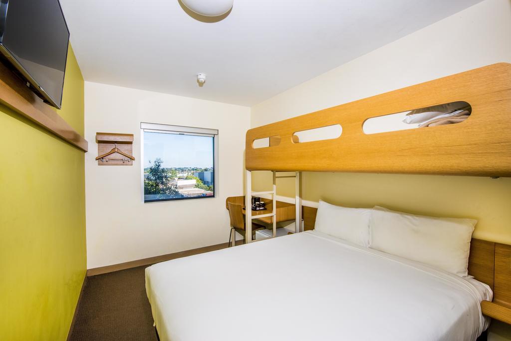 Ibis Budget Sydney Olympic Park Extérieur photo