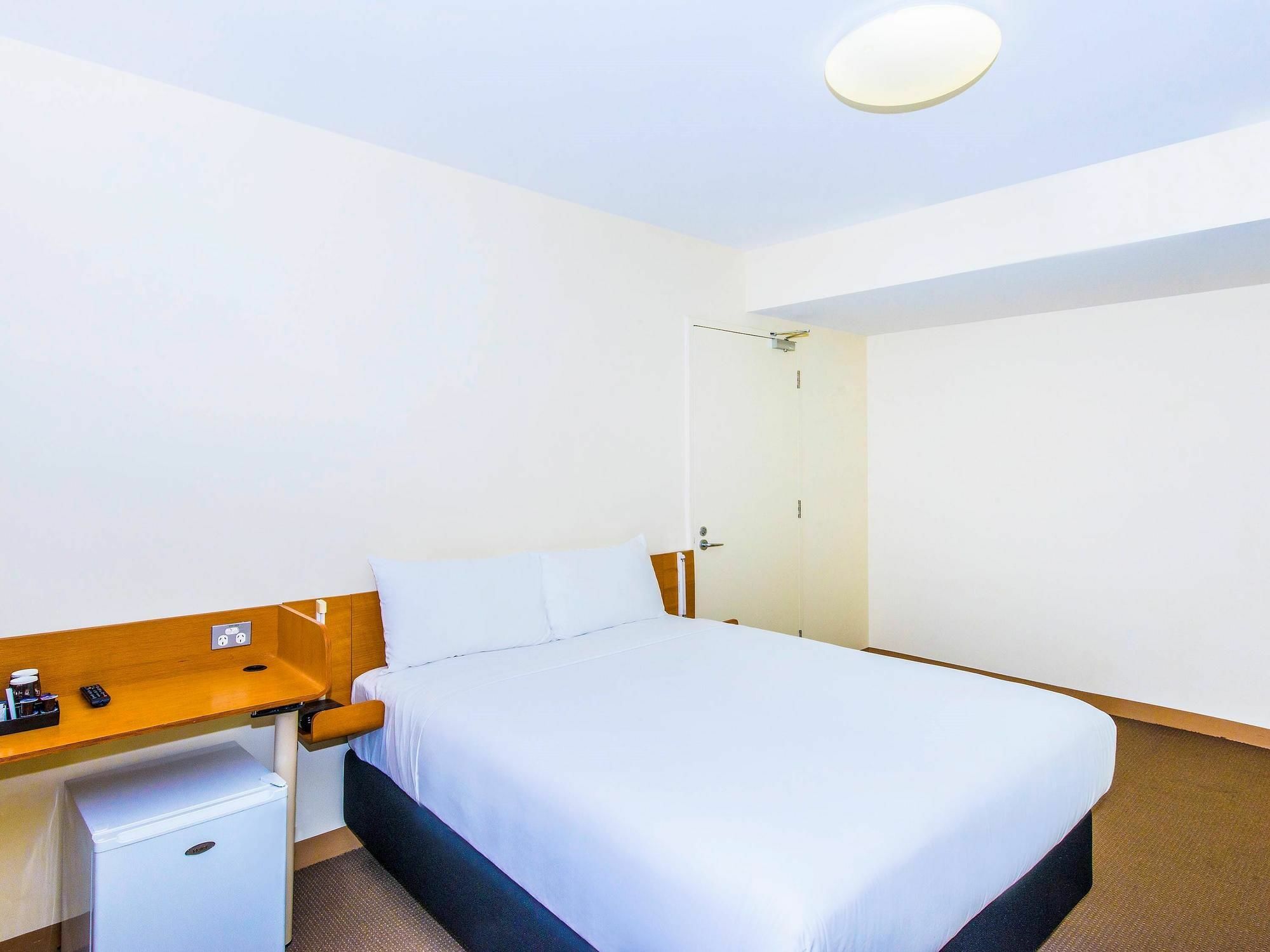 Ibis Budget Sydney Olympic Park Extérieur photo