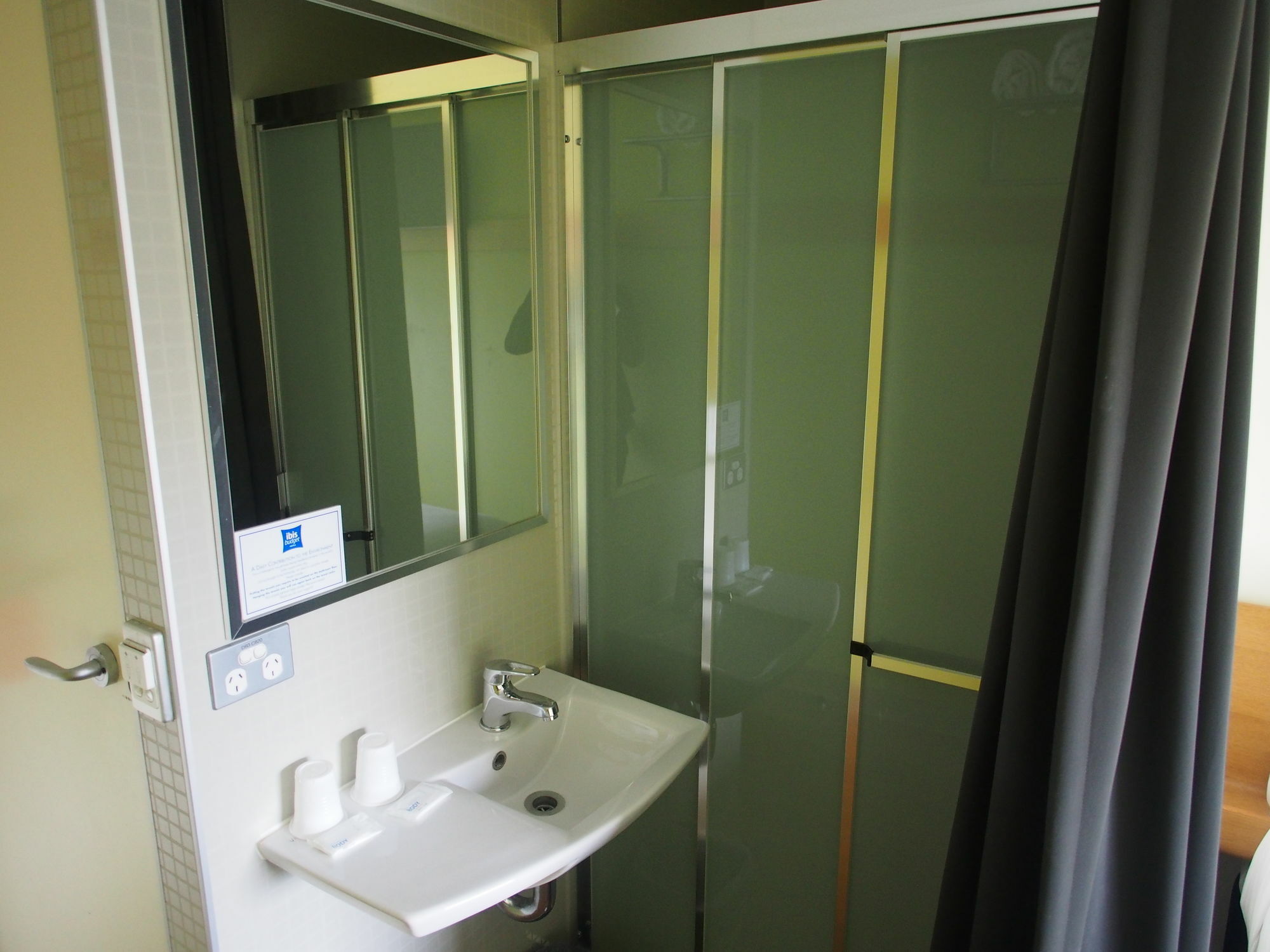 Ibis Budget Sydney Olympic Park Extérieur photo